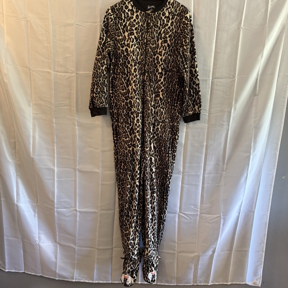 Nick & Nora Women M Cat Leopard One Piece Paws Pajamas Sleepwear Union Suit - Picture 2 of 7